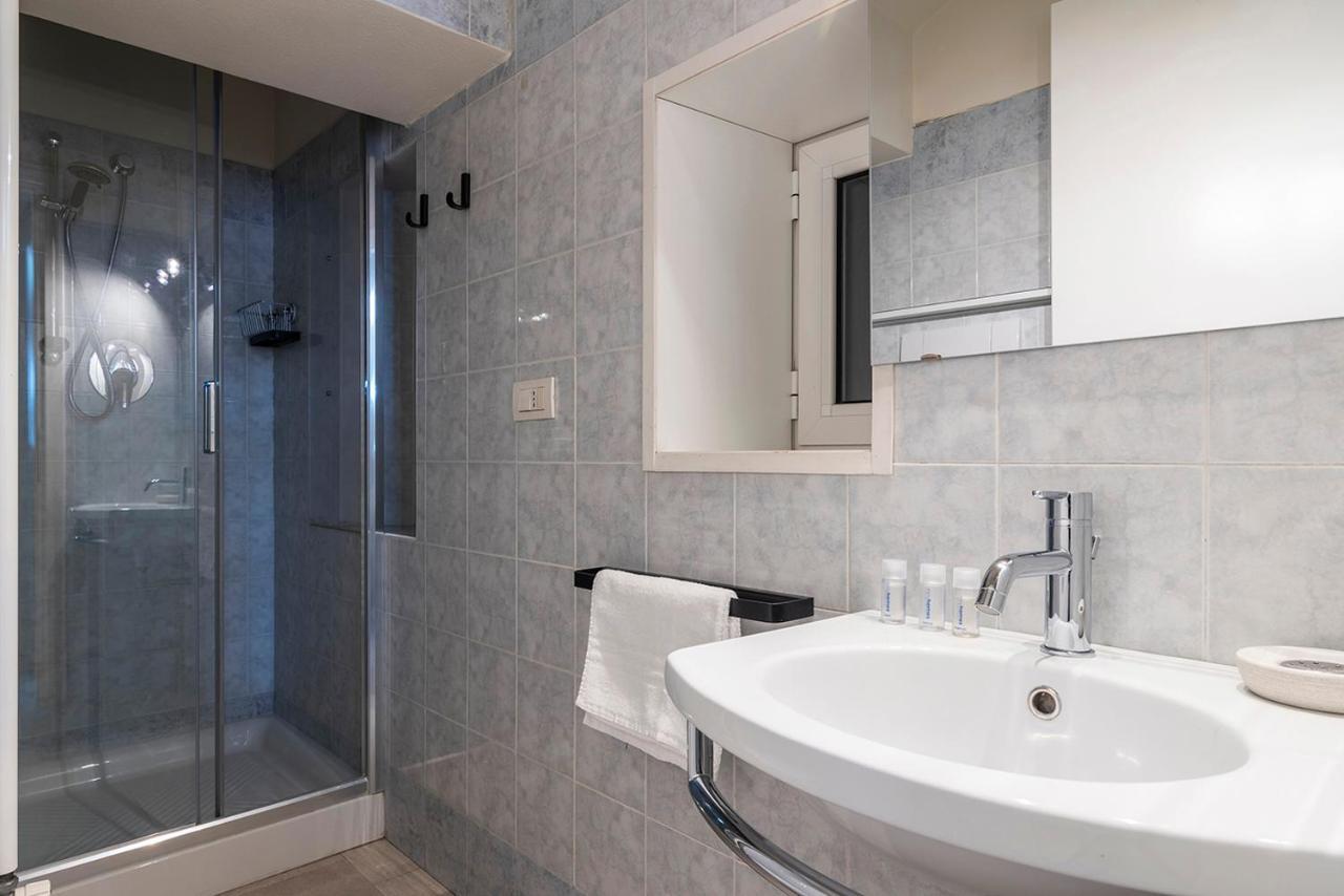 Easyhomes Duomo View Milan Exterior photo